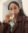 Dating Woman Belgique to La louviere  : Nyna, 35 years